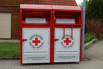 Kleidercontainer (ReWa Ergenzingen)